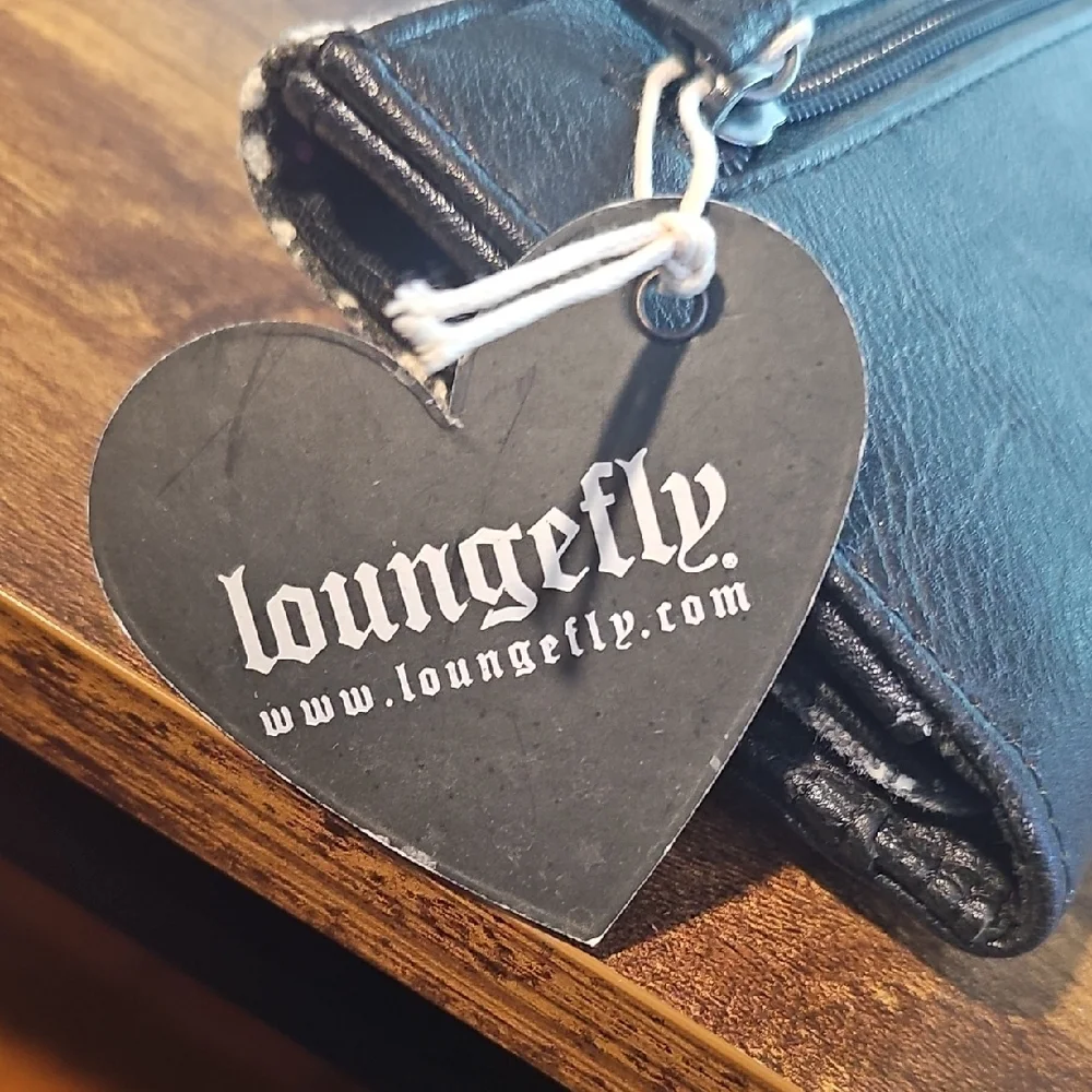 Loungefly Black Heart Tag Wallet